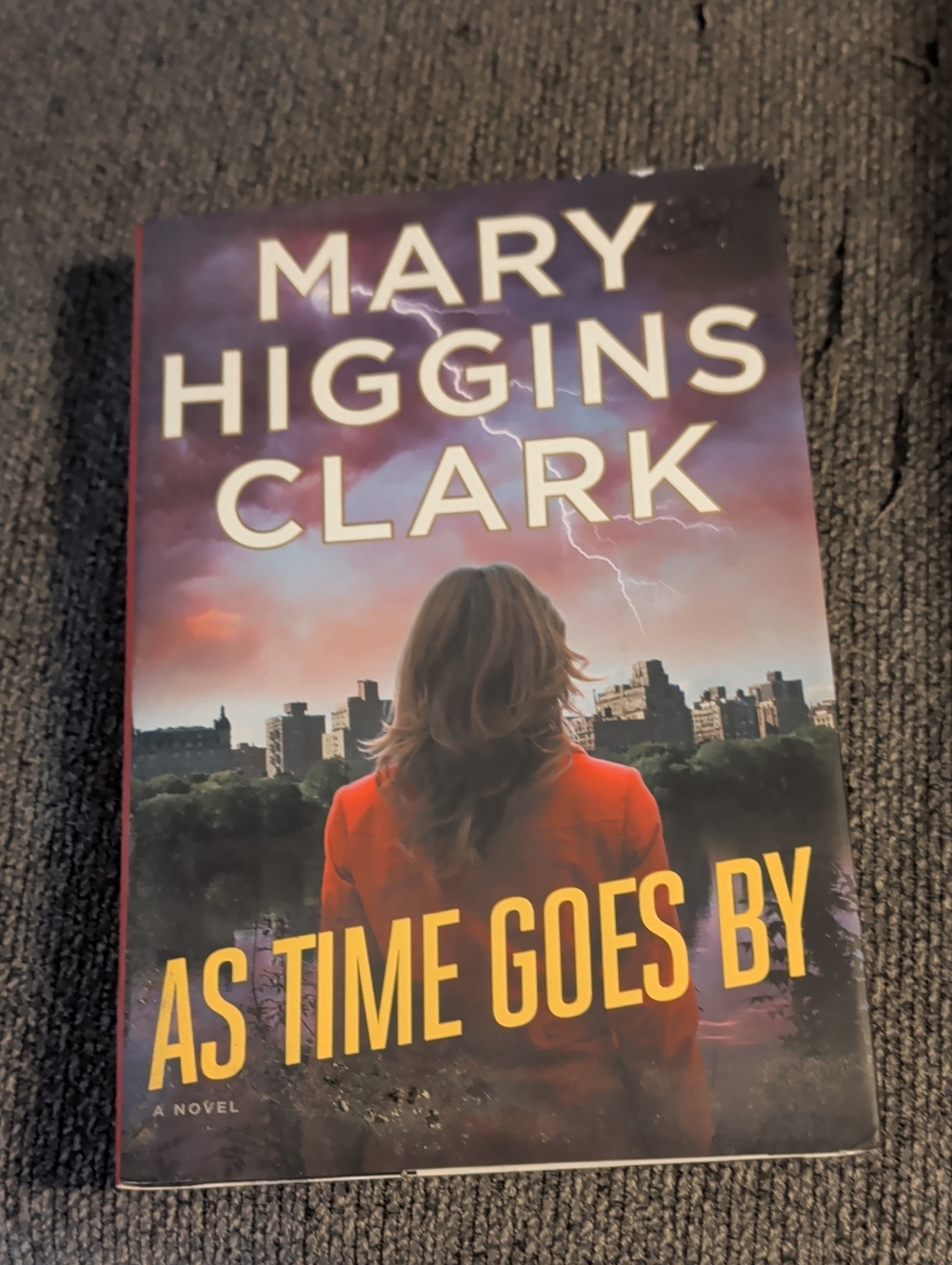 3 for $10 Mary Higgins Clark - As Time Goes By (Red Jacket)